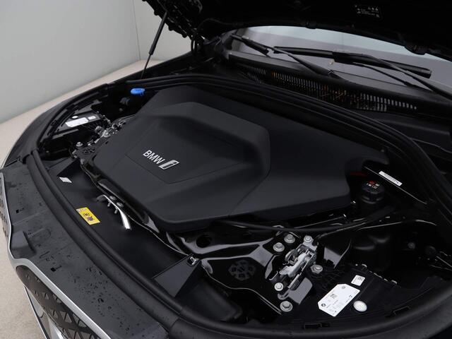 BMW iX1 eDrive20 Premium Pack M-Sport