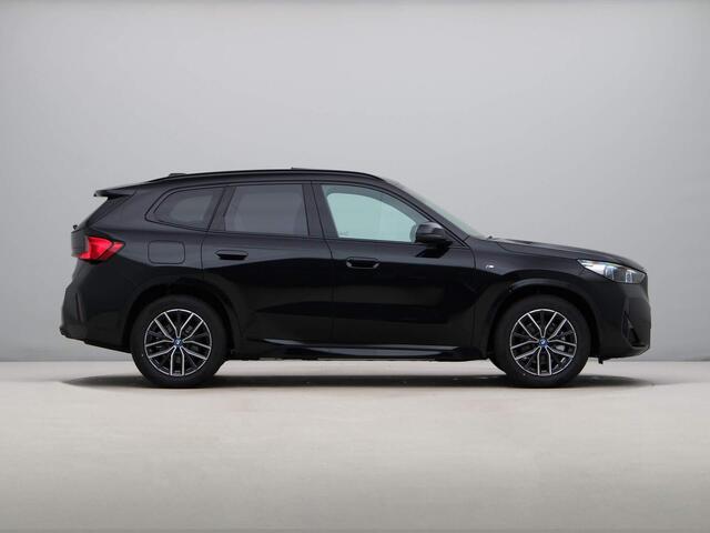 BMW iX1 eDrive20 Premium Pack M-Sport