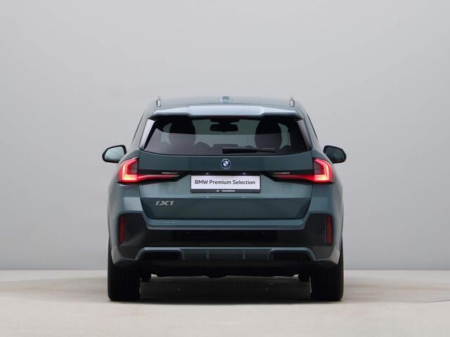 BMW iX1 xDrive30 Launch Edition 67 kWh