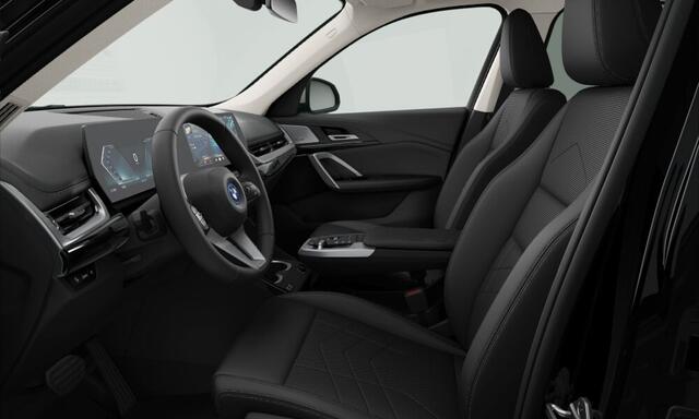BMW iX1 eDrive20 | xLine | 20'' | Panorama | Harman/Kardon