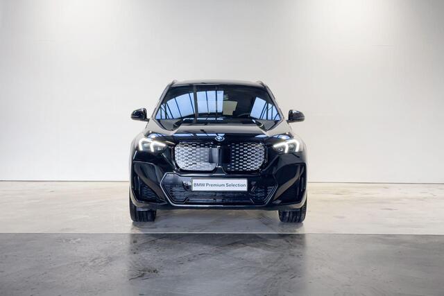 BMW iX1 eDrive20 Premium Pack M Sportpakket Pro - Beschikbaar vanaf: Juli 2025