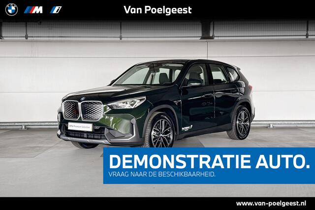 BMW iX1 eDrive20 Essential Edition 67 kWh | Interieurcamera