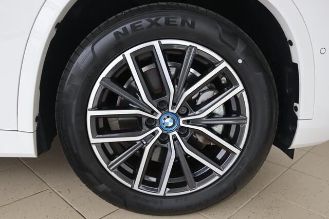 BMW iX1 xDrive30 Launch Edition | M Sportpakket