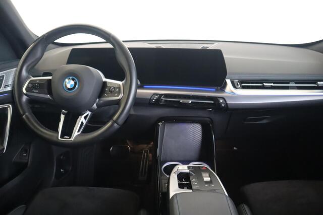 BMW iX1 xDrive30 Launch Edition | M Sportpakket