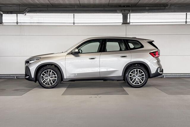 BMW iX1 eDrive20 Essential Edition