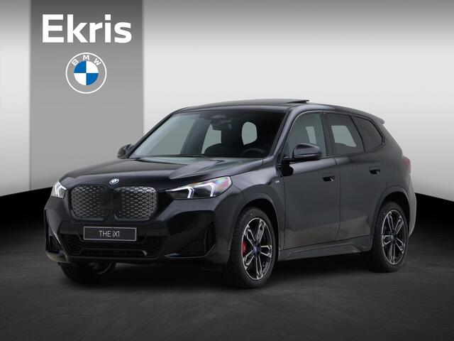 BMW iX1 eDrive20 67 kWh | M-Sport Pro | Trekhaak |