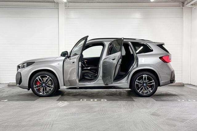 BMW iX1 eDrive20 | M-Sport Pro | Travel Pack | Innovation Pack | Driving Assistant Plus | Harman/Kardon | Comfort Access | Trekhaak