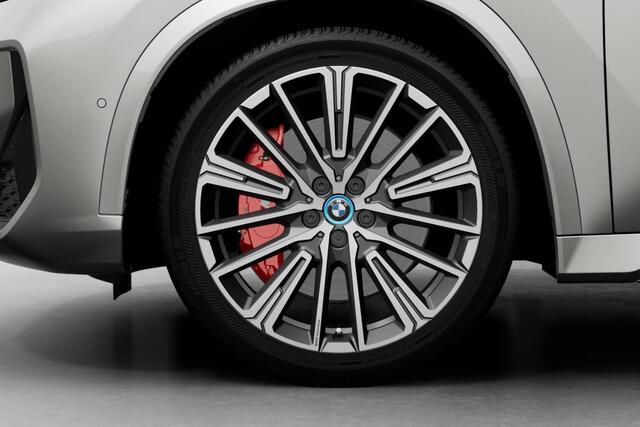 BMW iX1 eDrive20 M Sport Edition | M Sport Pro | Innovation Pack | Comfort Pack | Travel Pack