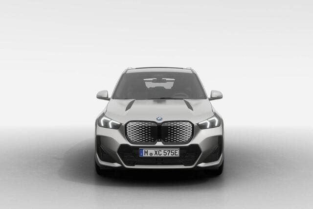 BMW iX1 eDrive20 M Sport Edition | M Sport Pro | Innovation Pack | Travel Pack
