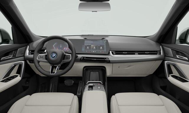 BMW iX1 eDrive20 | M Sportpakket Pro | Premium Pack | Travel Pack