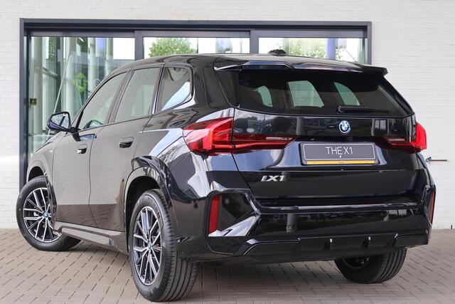 BMW iX1 eDrive20 | M Sportpakket