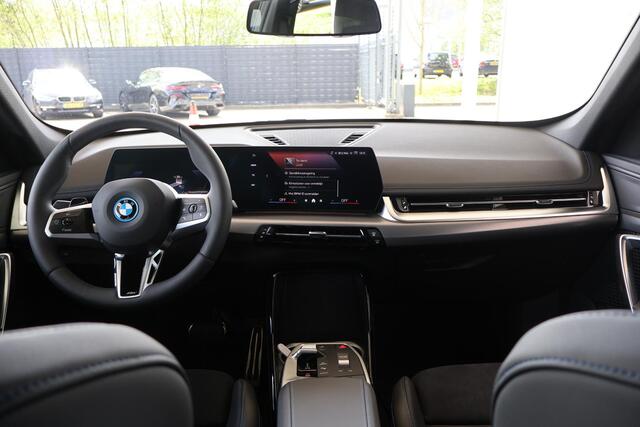 BMW iX1 eDrive20 | M Sportpakket