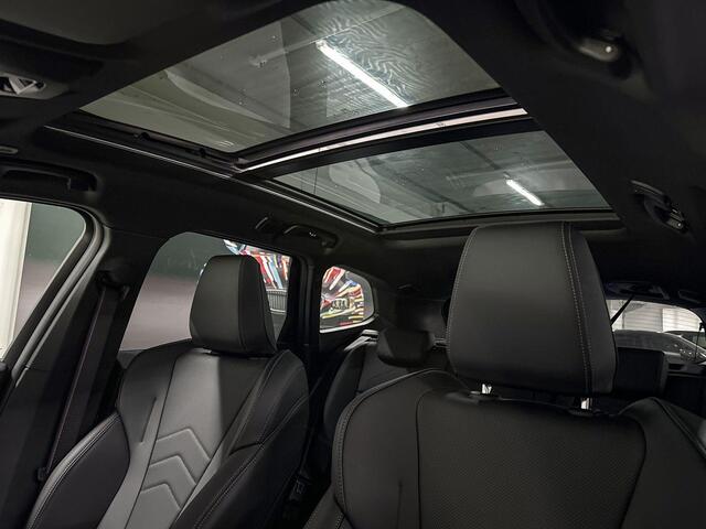 BMW iX1 eDrive20 | M-Sport Pro | Travel Pack | Premium Pack | Harman/Kardon | Panoramadak | Comfort Access
