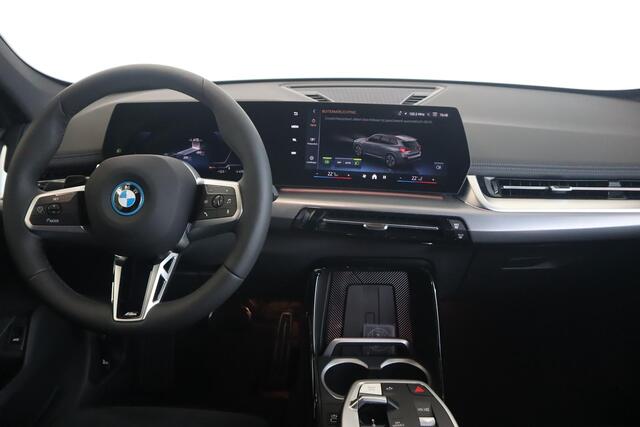 BMW iX1 eDrive20 M Sportpakket Pro | Travel Pack | Elektr. Trekhaak