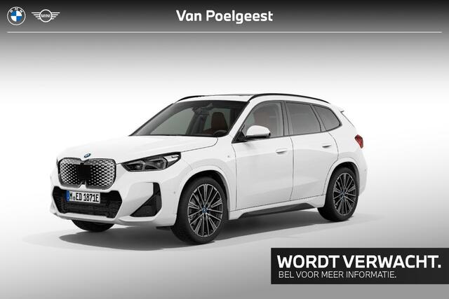 BMW iX1 xDrive30 67 kWh