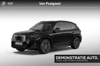 bmw-ix1-edrive20-innovation-pack-m-