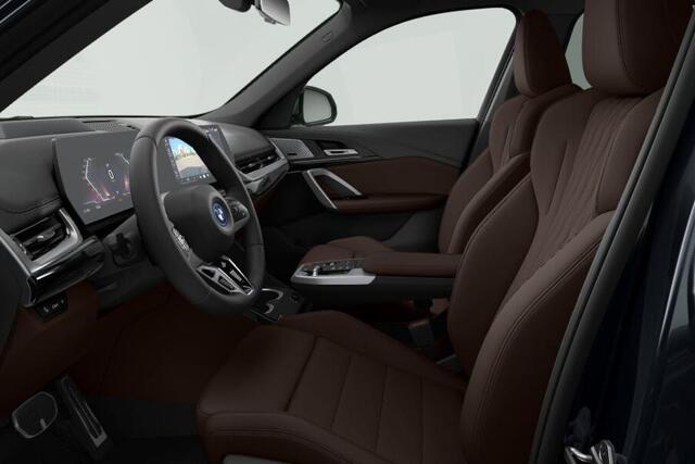 BMW iX1 eDrive20 Innovation Pack M Sportpakket - Verwacht: Juli 2025
