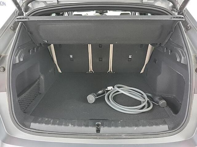 BMW iX1 eDrive20 67 kWh | M-Pakket | NL-Auto | Innovation Pack | BMW Individual Frozen Pure Grey