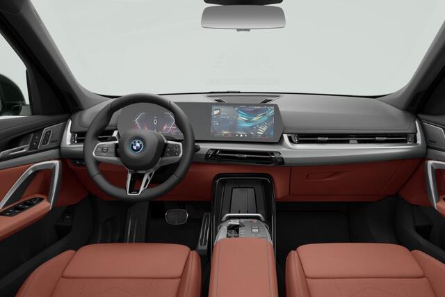 BMW iX1 eDrive20 M Sport Edition | M Sport Pro | Premium Pack | Comfort Pack | Travel Pack | Trekhaak
