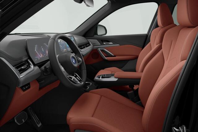BMW iX1 eDrive20 M Sport Edition | M Sport Pro | Premium Pack | Comfort Pack | Travel Pack | Trekhaak