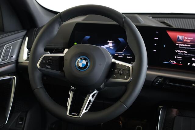 BMW iX1 eDrive20 M Sport Pro | Innovation Pack | Travel Pack | Comfort Pack | Elektr. Trekhaak