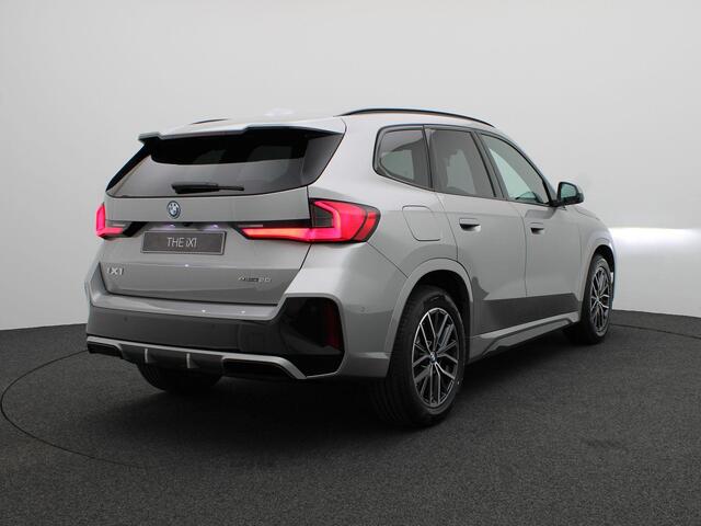 BMW iX1 eDrive20 | M Sport Edition | M Sportpakket | Equipment Pack Pro | Travel Pack