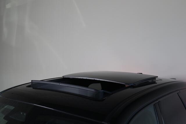 BMW iX1 xDrive30 Launch Edition NL-Auto!! Stoel Massage I HUD I Harman Kardon