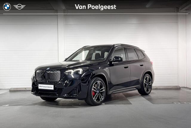 BMW iX1 xDrive30 Launch Edition 67 kWh