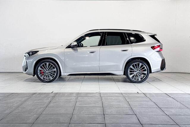 BMW iX1 eDrive20 Innovation Pack M Sport Edition