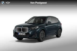 bmw-ix1-edrive20-67-kwh-m-sport-edi