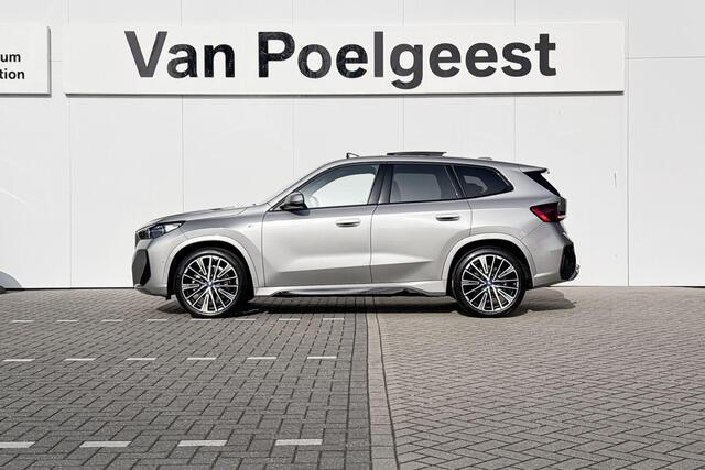 BMW iX1 xDrive30 | Innovation Pack | M Sport | Panoramadak