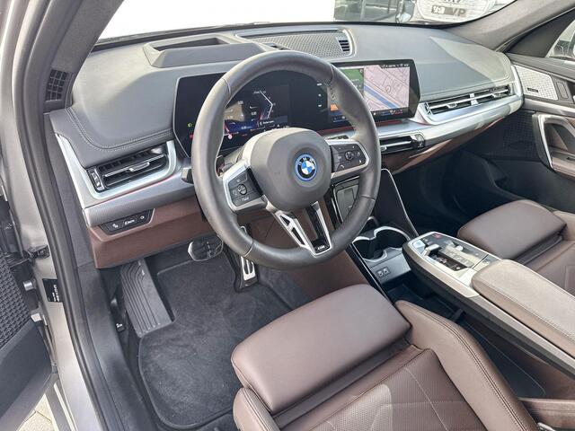 BMW iX1 xDrive30 | Innovation Pack | M Sport | Panoramadak