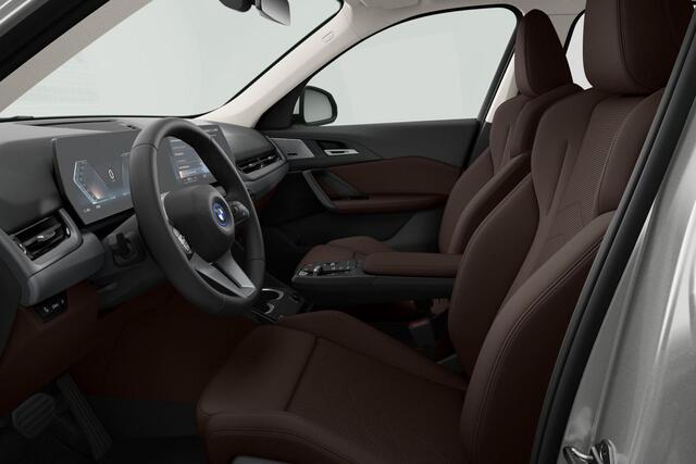 BMW iX1 xDrive30 Launch Edition 67 kWh