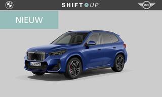 bmw-ix1-xdrive30-m-sport--panorama