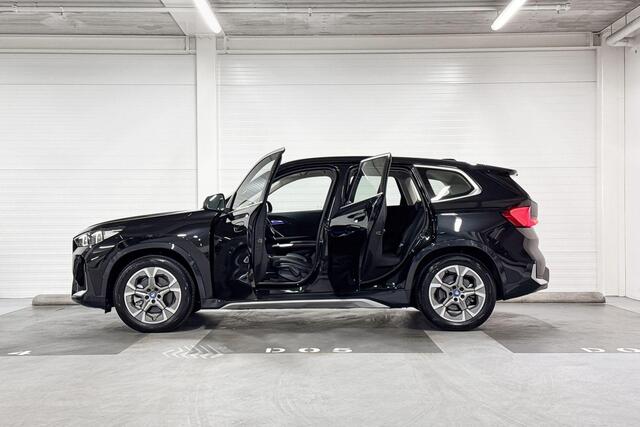 BMW iX1 xDrive30 Launch Edition 67 kWh
