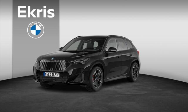 BMW iX1 eDrive20 67 kWh | M-Sport Pro | Adaptive Cruise| Trekhaak | Harman Kardon | Panoramadak | Elektrisch Verstelbare Stoelen | Massage |