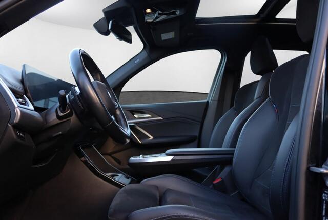 BMW iX1 30 xDrive M Sport 313 pk 100% SOH l Pano l Drive Assistant l Sha