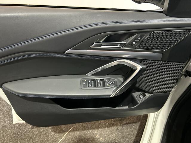 BMW iX1 xDrive30 67 kWh M Sport Edition Sportstoelen Soh (batterijcheck) Waarde 98,3 %