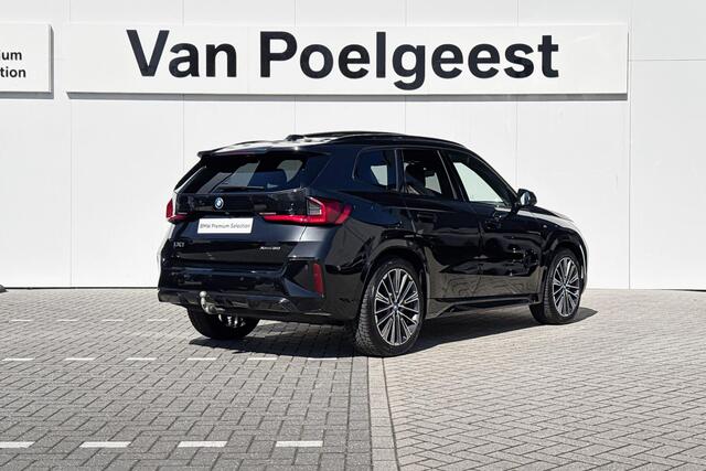 BMW iX1 xDrive30 | 67 kWh | M Sport | Panoramadak | Trekhaak