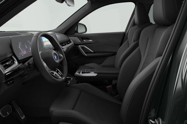 BMW iX1 eDrive20 67 kWh M Sport Edition | M Sportpakket Pro | Innovation Pack | Travel Pack | Trekhaak