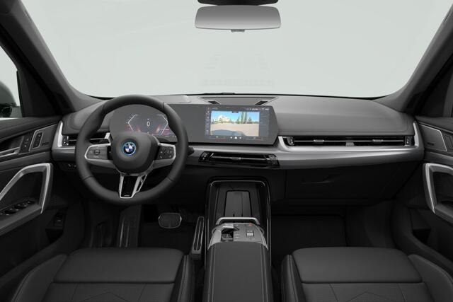 BMW iX1 eDrive20 67 kWh M Sport Edition | M Sportpakket Pro | Innovation Pack | Comfort Pack | Travel Pack | Trekhaak