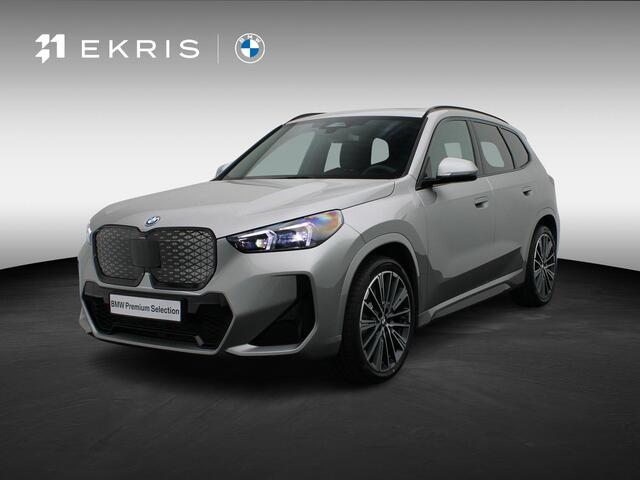BMW iX1 eDrive20 M Sport Edition | Premium Pack | Comfort Pack | Travel Pack | Panoramadak | Elektrisch Verstelbare Sportstoelen | Harman Kardon | 20''