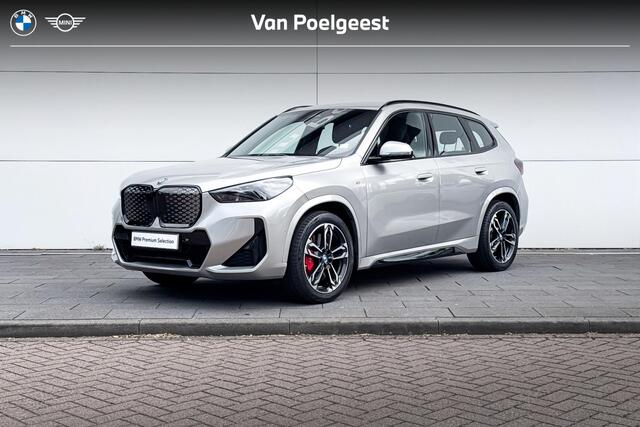 BMW iX1 eDrive20 67 kWh | M- Sport Pro | Premium Pack | Trekhaak |