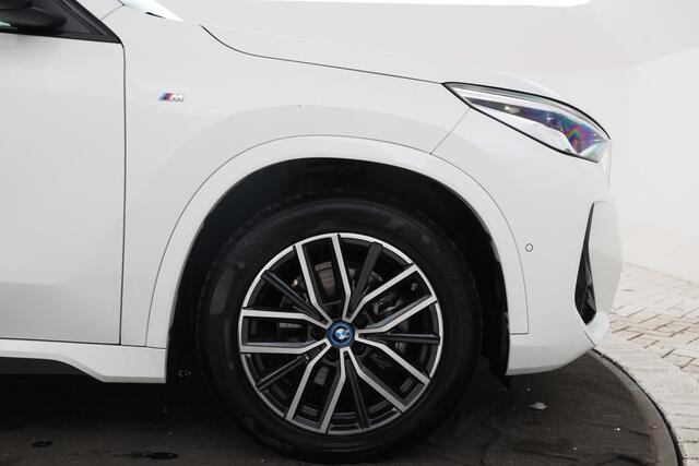 BMW iX1 eDrive20 67 kWh M Sport Edition M-sport, Stoelen, Virtual, Climate,