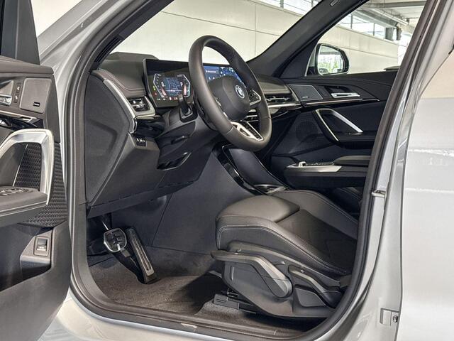 BMW iX1 eDrive20 67 kWh M Sport Edition | M Sportpakket Pro | Innovation Pack | Travel Pack | Trekhaak | Huisselectie
