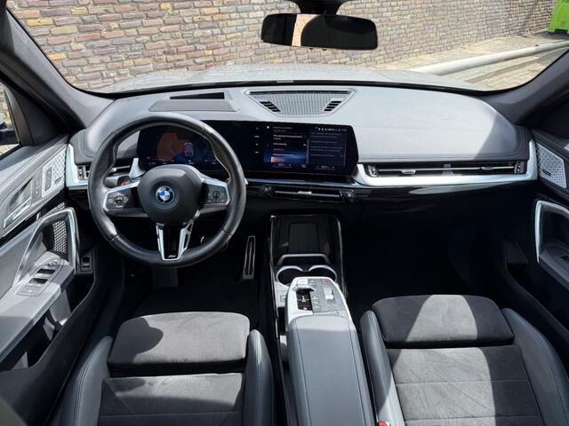 BMW iX1 XDRIVE30 67 KWH M-Sport SOH 98.67% Panodak HenK Headup
