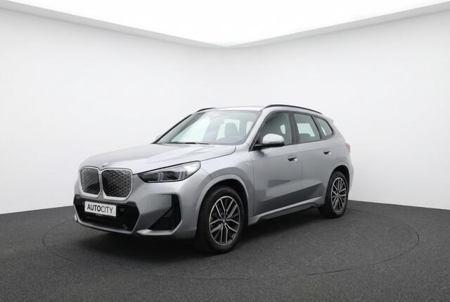 BMW iX1 20 eDrive M Sport l Full Led l Navi l Camera