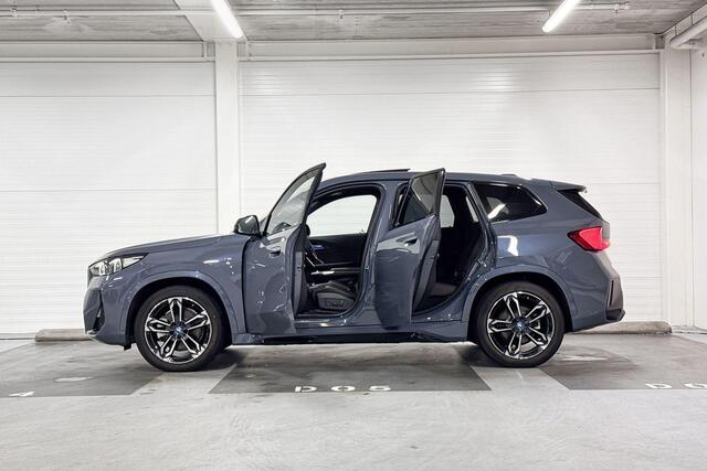 BMW iX1 xDrive30 Launch Edition | Head-Up Display | Harman/Kardon | Travel Pack | Innovation Pack | Driving Assistant Plus