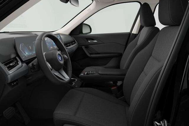 BMW iX1 xDrive30 67 kWh