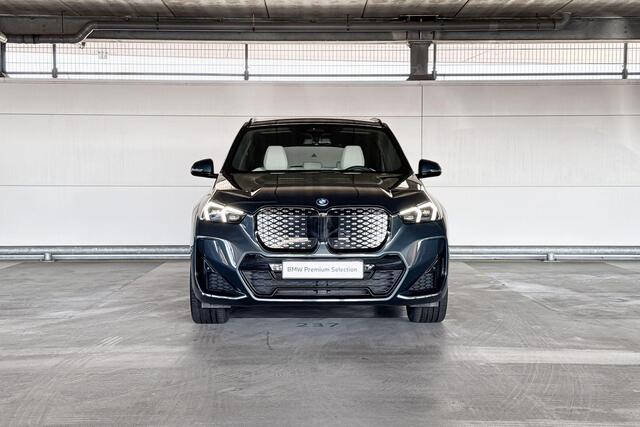 BMW iX1 eDrive20 67 kWh M Sport Edition